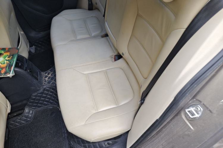 Used Volkswagen Sagitar 2014 1.6L Manual Comfort Model Left Rear Seat
