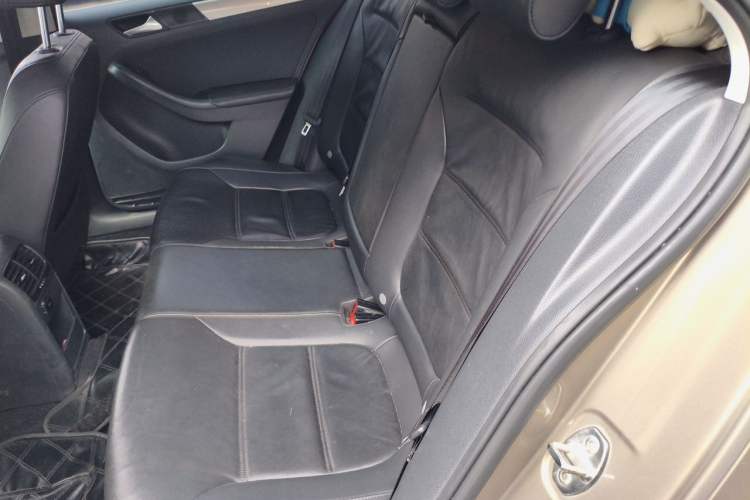 Used Volkswagen Sagitar 2014 1.4TSI Automatic Luxury Model Left Rear Seat
