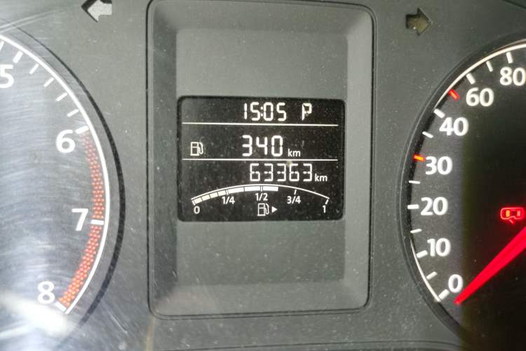 Used Volkswagen Sagitar 2014 Revised Version 1.6L Automatic Leading Edition Odometer Close Up
