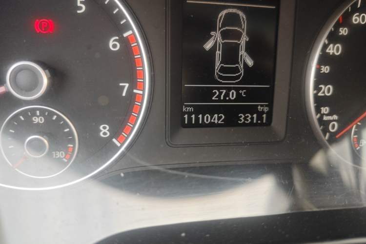 Used Volkswagen Sagitar 2014 Revised Version 1.4TSI Automatic Luxury Edition Odometer Close Up