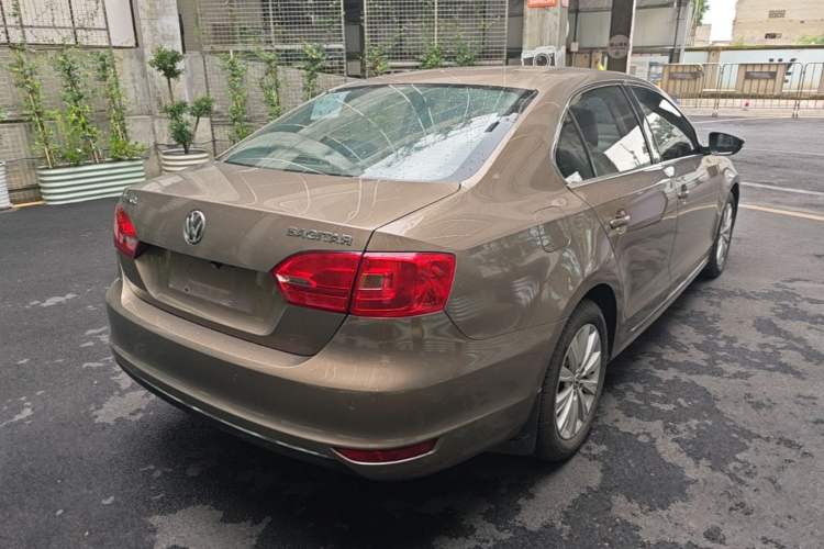 Used Volkswagen Sagitar 2014 Revised Version 1.6L Automatic Comfort Edition Rear Right 45 Deg