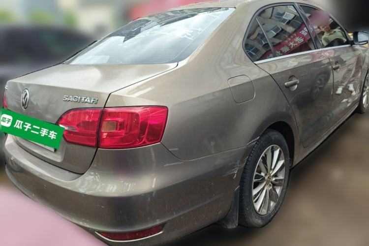 Used Volkswagen Sagitar 2014 1.6L Automatic Comfort Model Rear Right 45 Deg