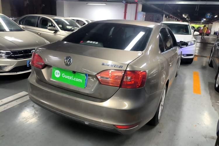 Used Volkswagen Sagitar 2014 Revised Version 1.6L Manual Leading Edition Rear Right 45 Deg