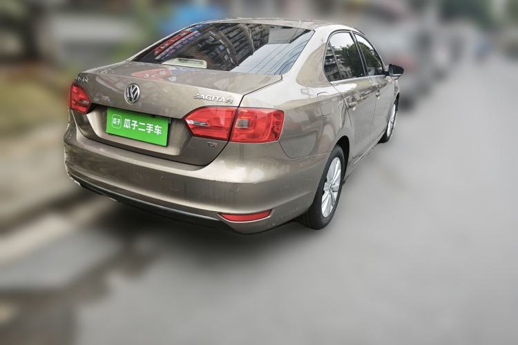 Used Volkswagen Sagitar 2014 1.4TSI Manual Luxury Model Rear Right 45 Deg