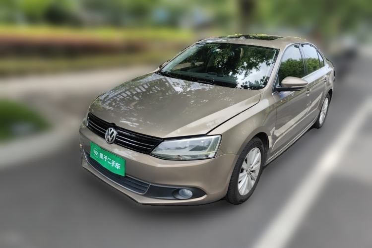Used Volkswagen Sagitar 2014 1.6L Automatic Comfort Model Guazi used car, China used car export, Used car for sale, Used  cars, Cheapest cars for sale