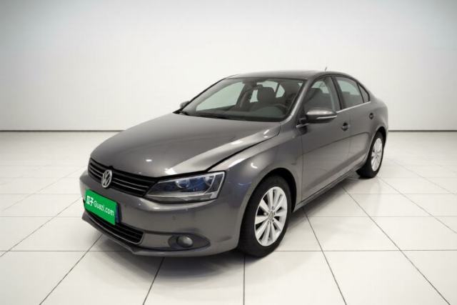 Volkswagen Sagitar 2014 Revised Version 1.4TSI Automatic Luxury Edition مستعملة