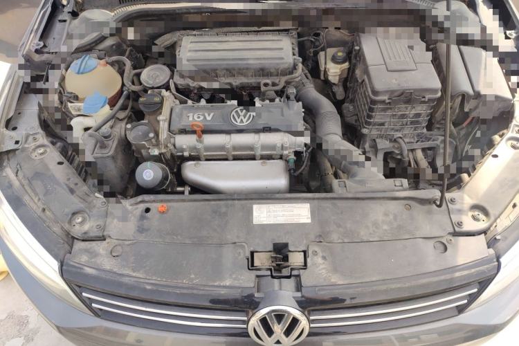 Used Volkswagen Sagitar 2014 Revised Version 1.6L Automatic Comfort Edition Engine Bay