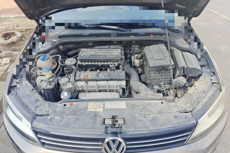 Used Volkswagen Sagitar 2014 Revised Version 1.6L Automatic Comfort Edition Engine Bay