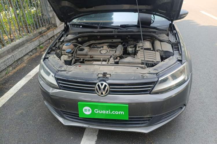 Used Volkswagen Sagitar 2014 1.4TSI Automatic Fashion Edition Engine Bay