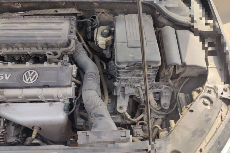 Used Volkswagen Sagitar 2014 Revised Version 1.6L Automatic Comfort Edition Engine Bay Left