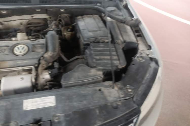 Used Volkswagen Sagitar 2014 Revised Version 1.4TSI Automatic Luxury Edition Engine Bay Left