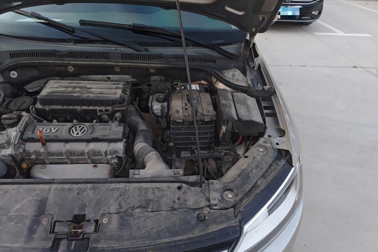 Used Volkswagen Sagitar 2014 Revised Version 1.6L Automatic Leading Edition Engine Bay Left
