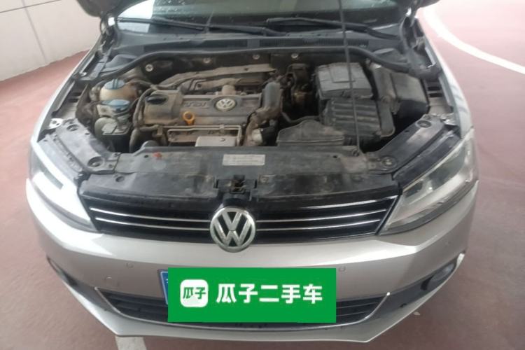 Used Volkswagen Sagitar 2014 Revised Version 1.4TSI Automatic Luxury Edition Engine Bay