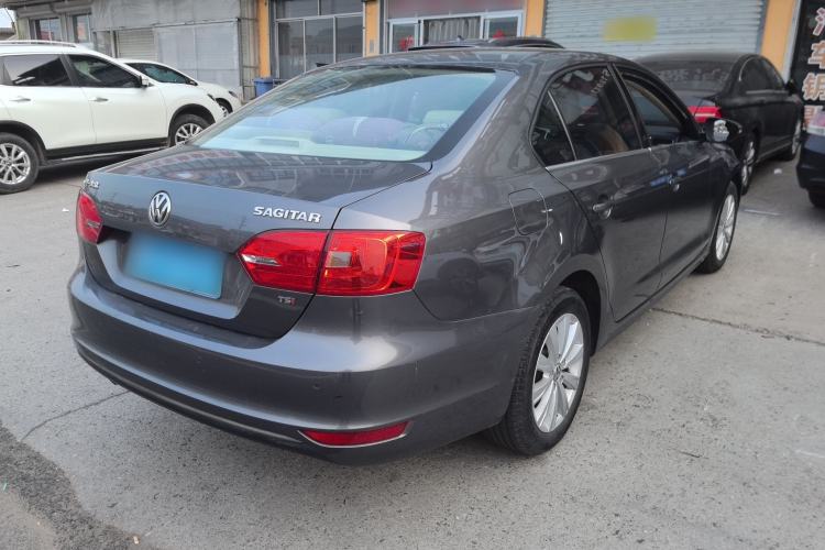 Used Volkswagen Sagitar 2014 Revised Version 1.4TSI Manual Luxury Edition Exterior 4