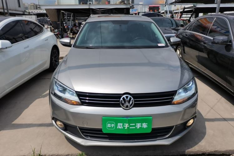 Used Volkswagen Sagitar 2014 Revised Version 1.6L Automatic Comfort Edition Front