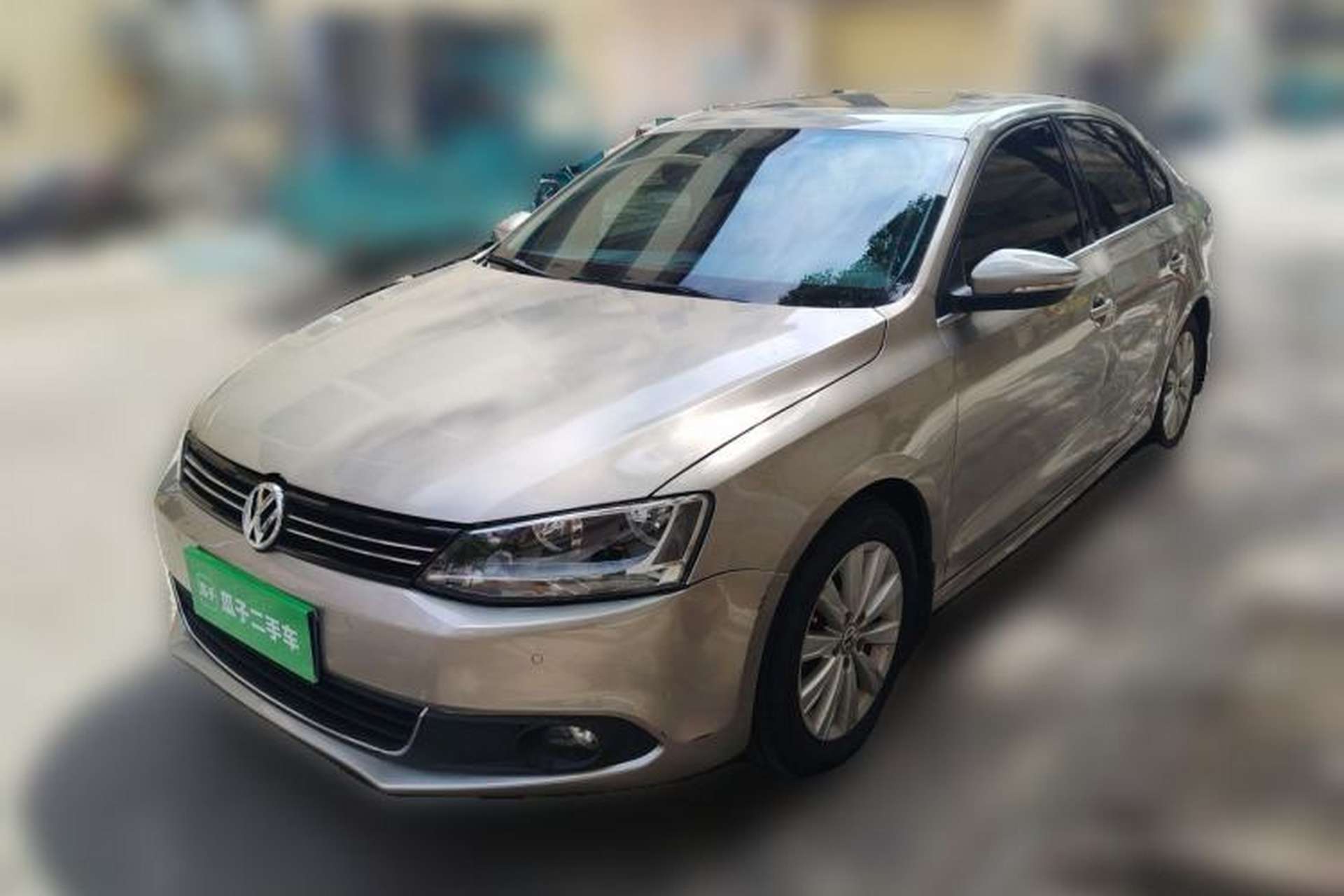Used Volkswagen Sagitar 2014 1.4TSI Manual Luxury Model Front Left 45 Deg