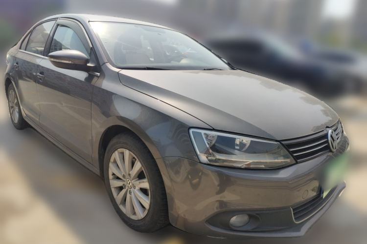 Used Volkswagen Sagitar 2014 Revised Version 1.6L Automatic Comfort Edition Front Right 45 Deg