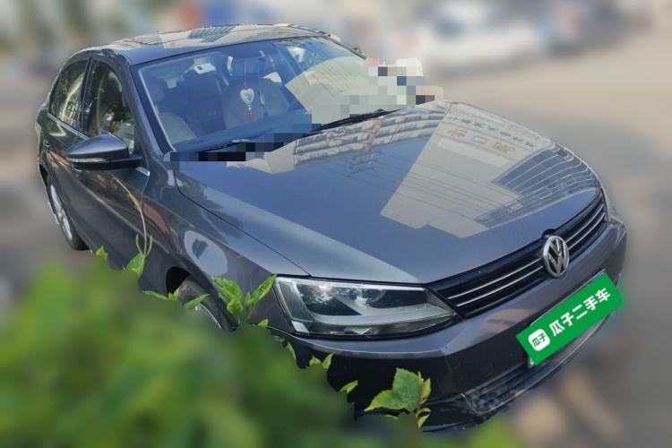 Used Volkswagen Sagitar 2014 Revised Version 1.6L Automatic Comfort Edition Front Right 45 Deg