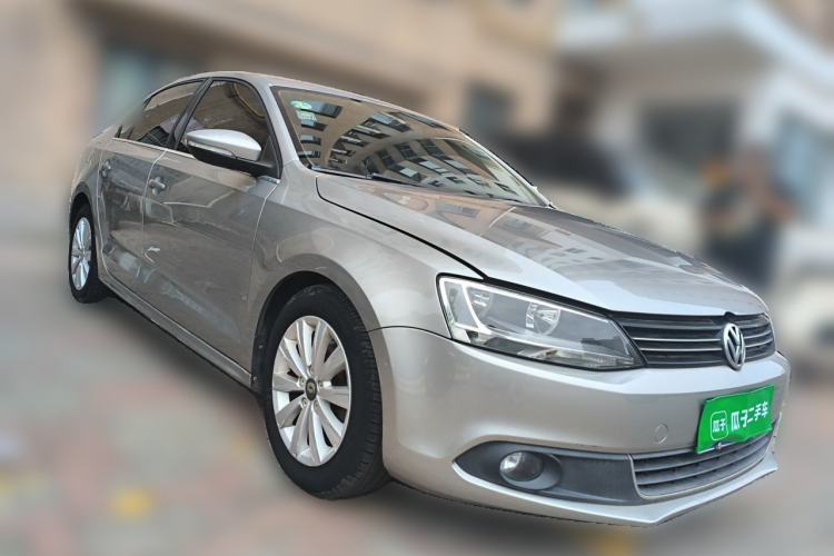 Used Volkswagen Sagitar 2014 Revised Version 1.6L Manual Comfort Edition Front Right 45 Deg