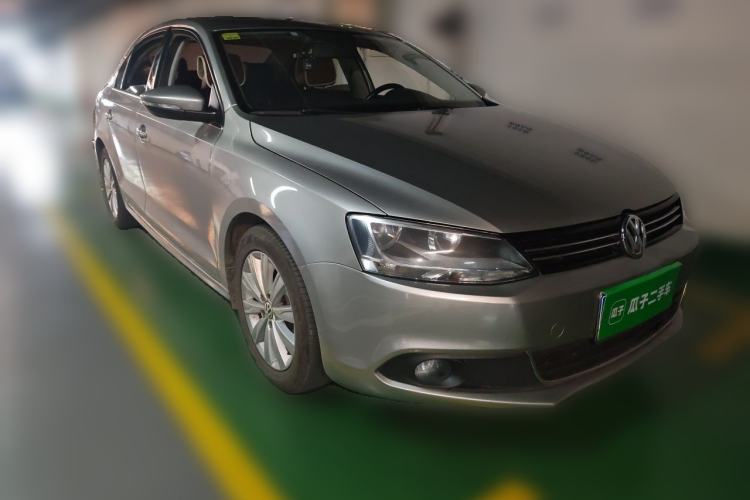 Used Volkswagen Sagitar 2014 Revised Version 1.6L Manual Comfort Edition Front Right 45 Deg