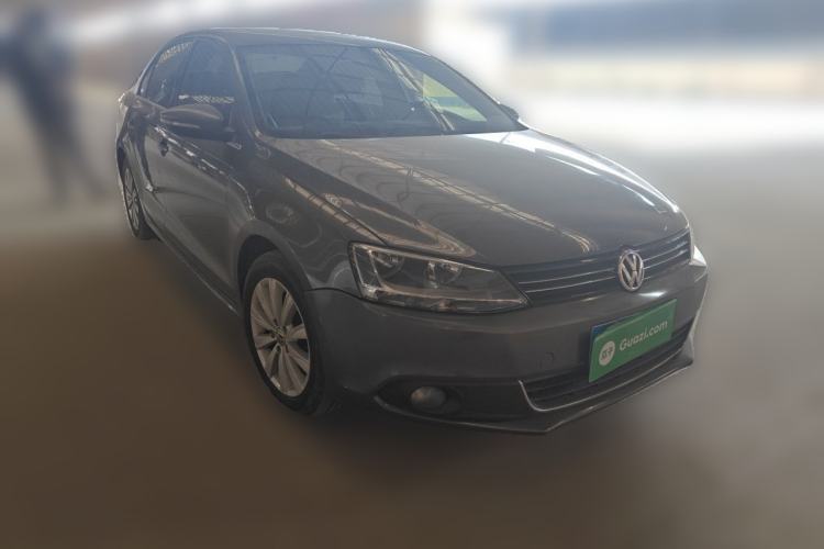 Used Volkswagen Sagitar 2014 1.6L Automatic Comfort Model Front Right 45 Deg