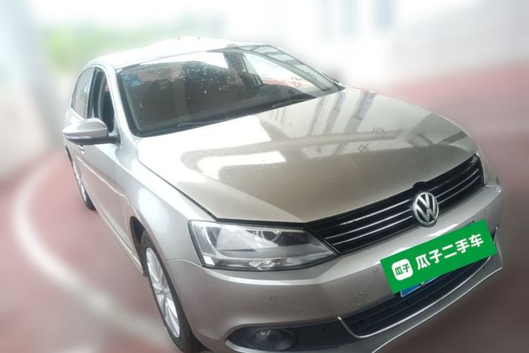 Used Volkswagen Sagitar 2014 Revised Version 1.4TSI Automatic Luxury Edition Front Right 45 Deg