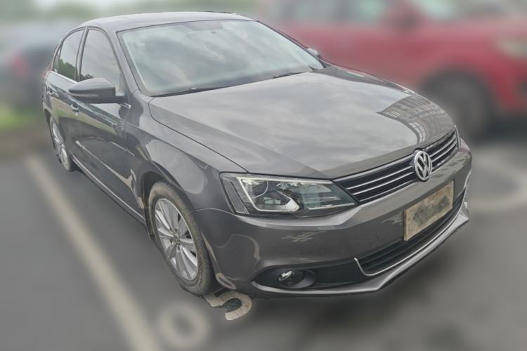 Used Volkswagen Sagitar 2014 1.6L Automatic Comfort Model Front Right 45 Deg