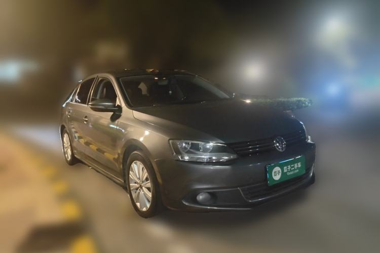 Used Volkswagen Sagitar 2014 1.6L Automatic Comfort Model Front Right 45 Deg