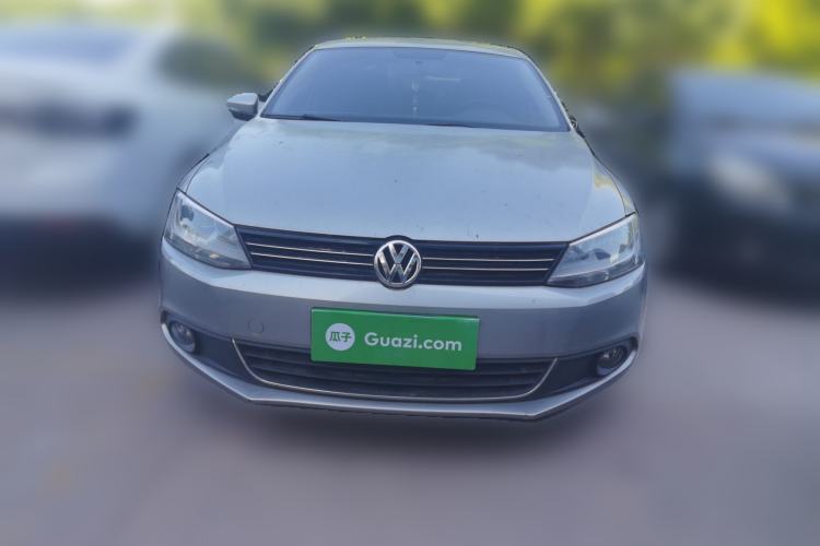Used Volkswagen Sagitar 2014 1.6L Manual Comfort Model Front