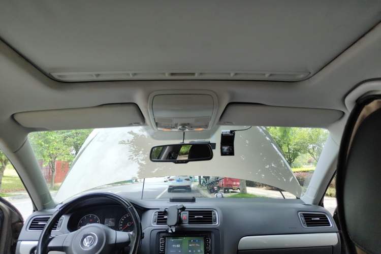 Used Volkswagen Sagitar 2014 1.6L Automatic Comfort Model Headliner
