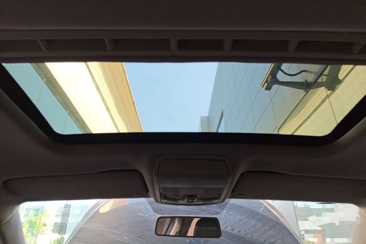Used Volkswagen Sagitar 2014 1.4TSI Automatic Luxury Model Headliner