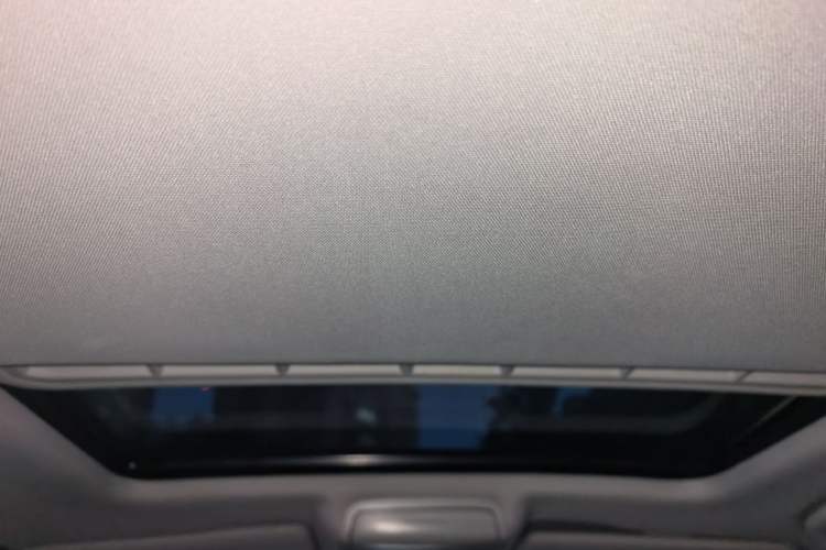 Used Volkswagen Sagitar 2014 1.6L Automatic Comfort Model Headliner