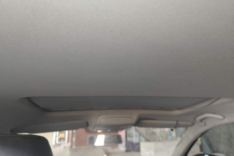 Used Volkswagen Sagitar 2014 1.6L Automatic Comfort Model Headliner