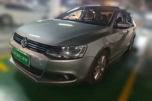 Volkswagen Sagitar 2014 Revised Version 1.6L Manual Comfort Edition usado