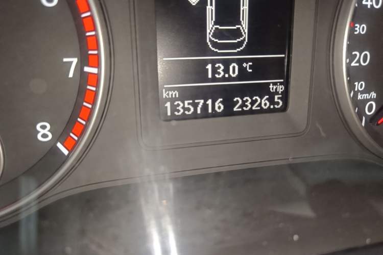 Used Volkswagen Sagitar 2014 Revised Version 1.4TSI Automatic Luxury Edition Instrument Cluster