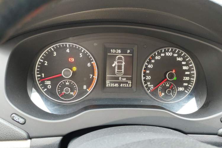 Used Volkswagen Sagitar 2014 Revised Version 1.4TSI Automatic Luxury Edition Instrument Cluster