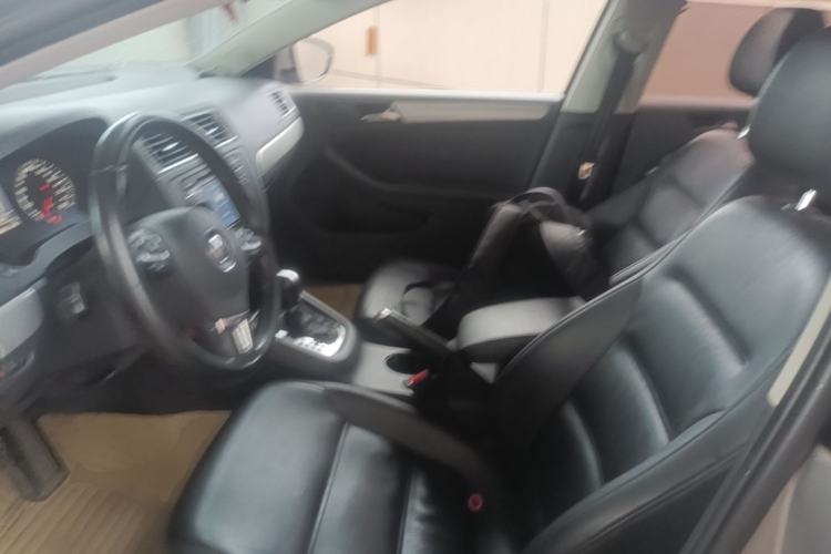 Used Volkswagen Sagitar 2014 Revised Version 1.4TSI Automatic Luxury Edition Left Front Seat