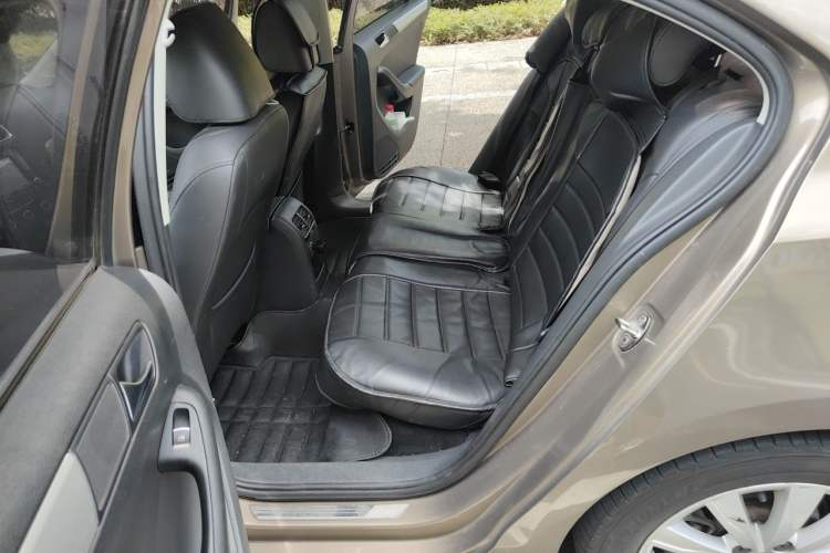 Used Volkswagen Sagitar 2014 1.6L Automatic Comfort Model Left Rear Seat