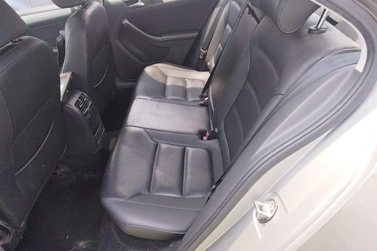 Used Volkswagen Sagitar 2014 1.4TSI Manual Luxury Model Left Rear Seat