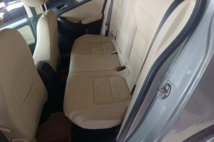 Used Volkswagen Sagitar 2014 Revised Version 1.4TSI Automatic Luxury Edition Left Rear Seat