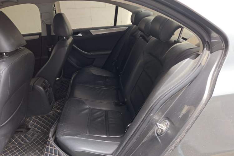 Used Volkswagen Sagitar 2014 1.4TSI Automatic Luxury Model Left Rear Seat