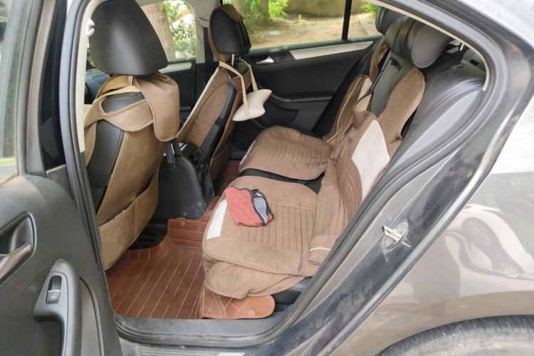Used Volkswagen Sagitar 2014 1.6L Automatic Comfort Model Left Rear Seat