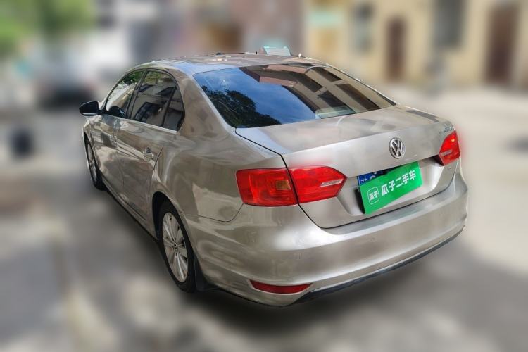 Used Volkswagen Sagitar 2014 1.4TSI Manual Luxury Model Rear Left 45 Deg