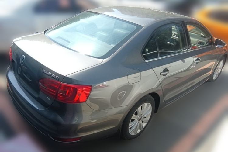 Used Volkswagen Sagitar 2014 1.4TSI Automatic Luxury Model Rear Right 45 Deg