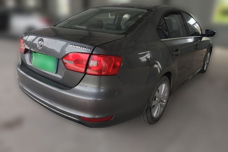 Used Volkswagen Sagitar 2014 1.6L Manual Comfort Model Rear Right 45 Deg