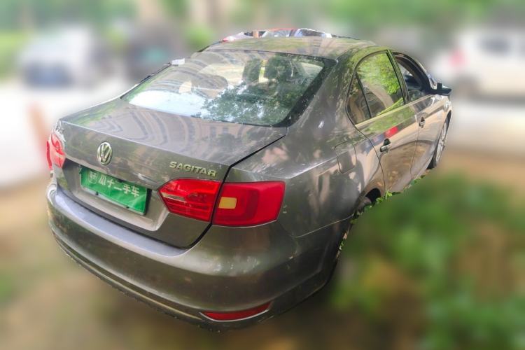Used Volkswagen Sagitar 2014 1.6L Automatic Comfort Model Rear Right 45 Deg