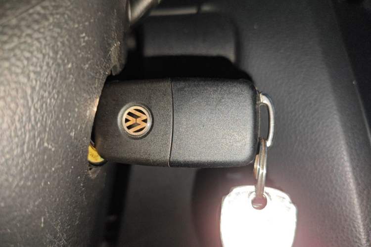 Used Volkswagen Sagitar 2014 Revised Version 1.6L Automatic Leading Edition Vehicle Key