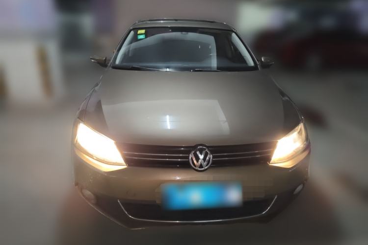 Used Volkswagen Sagitar 2014 Revised Version 1.6L Automatic Comfort Edition Front