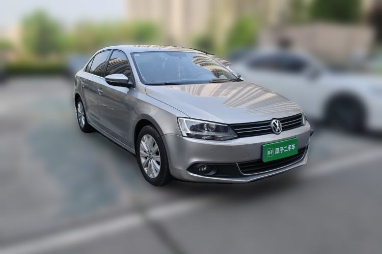 Used Volkswagen Sagitar 2014 Revised Version 1.4TSI Automatic Luxury Edition Front Right 45 Deg