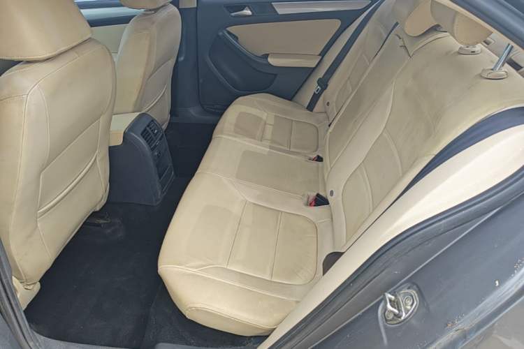 Used Volkswagen Sagitar 2014 1.6L Automatic Comfort Model Left Rear Seat
